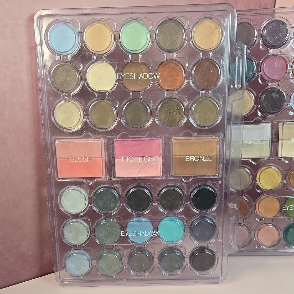 "The Color Workshop" brand Makeup palette. Very large variety of Shades! - Picture 3 of 10